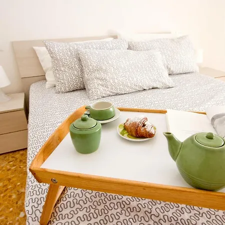 Apartamento Luminoso, Spazioso Con Aria Condiz E Bici